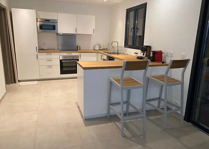 Callinajo , A 1 Min De La Lozari Belgodère