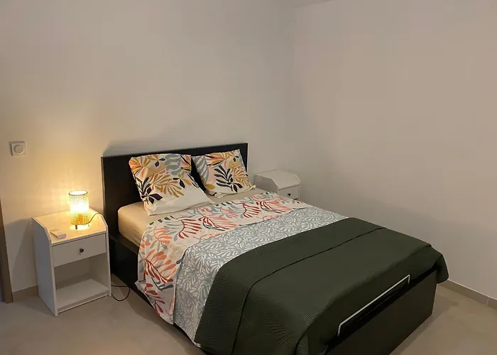 Callinajo , A 1 Min De La Lozari